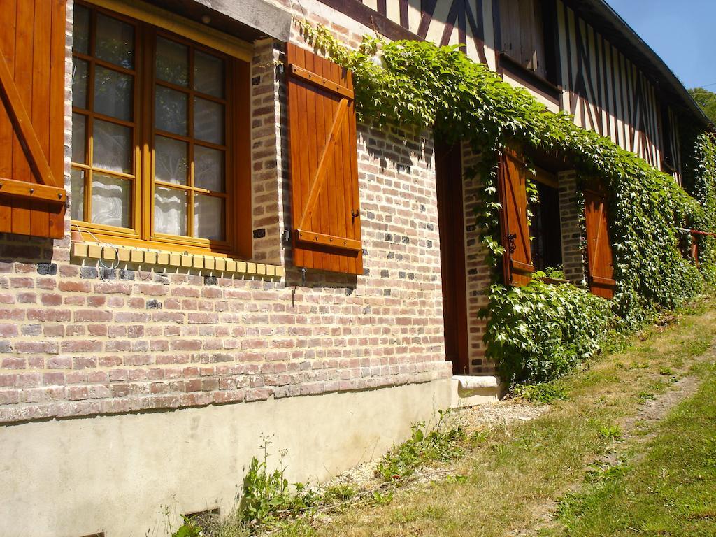 Le Val Godard Fresnay-le-Samson Экстерьер фото